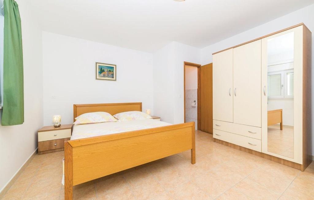 Apartmani Mares Ражань Экстерьер фото